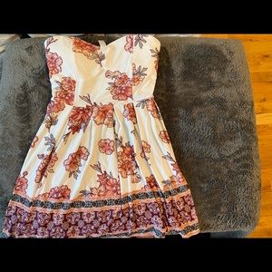 Women’s Strapless Summer Dress!!